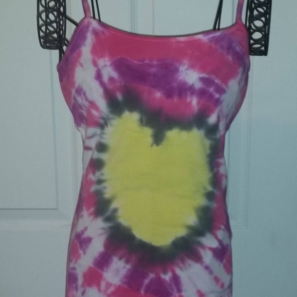 Handmade Tie Die Cami in Heart Pattern DIY